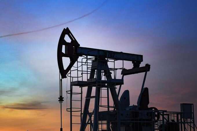 Цена на российскую нефть опустилась ниже 4000 рублей за баррель