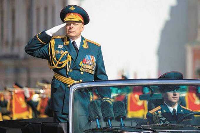 Олег Салюков освобождён от должности главкома Сухопутных войск и назначен замсекретаря Совбеза России