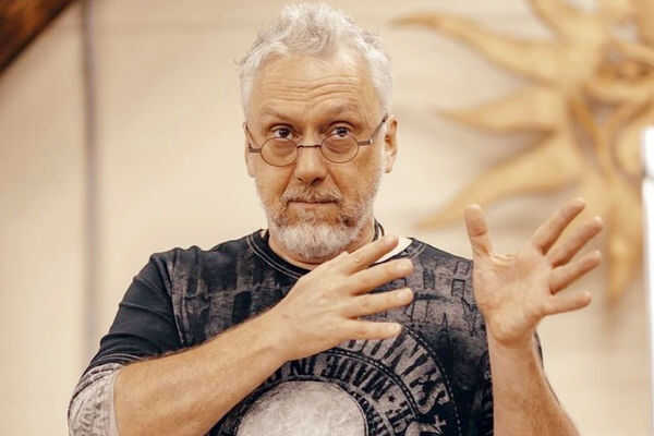 Сын актёра Вадима Демчога осуждён за мошенничество в крупном размере