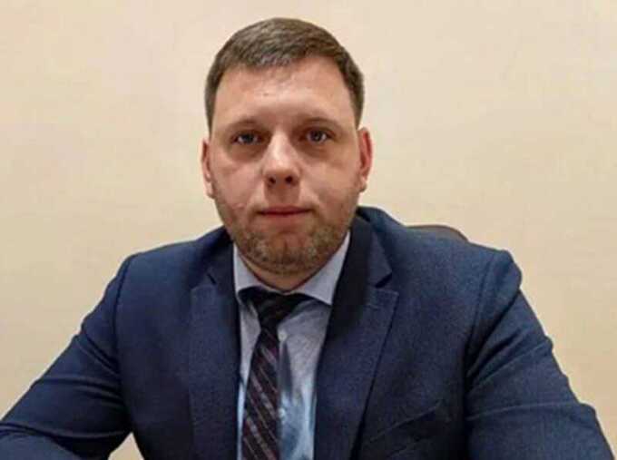 Заммэра Красноярска Александра Мацакова вызвали на допрос по делам о коррупции и превышении полномочий
