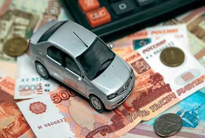 Власти России планируют существенно повысить налоги на старые автомобили