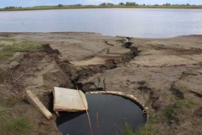 Власти Нижневартовского района разрешили сброс сточных вод в Обь