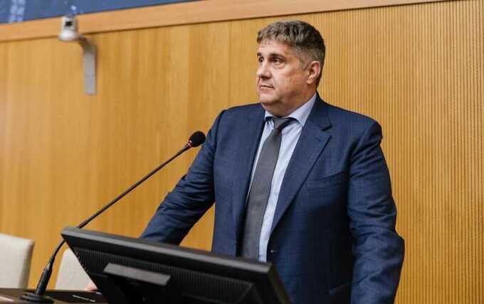 Роман Новиков начал масштабную чистку Росавтодора от людей Андрея Костюка