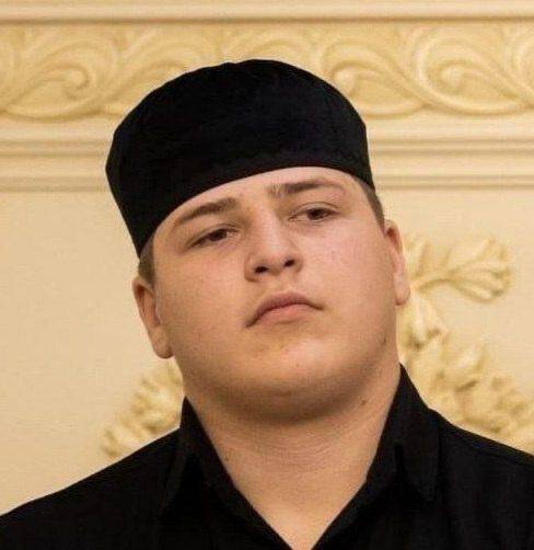 В Москве лицо Адама Кадырова использовали для рекламы контурной пластики
